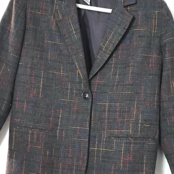 Fresh from Laurie’s closet - Picture 4 of 5